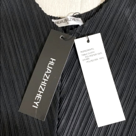 HUAZHIZHEYI Women's Black Vase Shape Dress w Sophisticated Pleats Size S - Picture 7 of 8